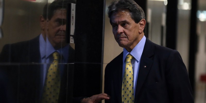 STF determina prisão domiciliar para Roberto Jefferson