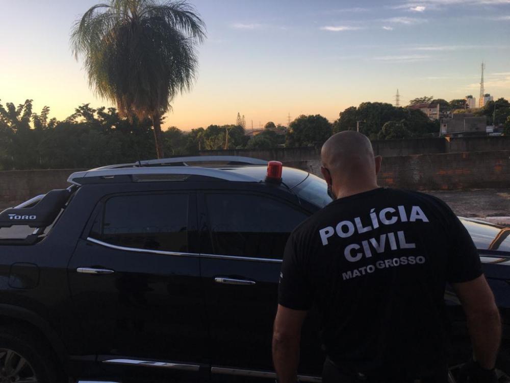 Polícia Civil cumpre ordens judiciais para apurar desvios de valores na Secretaria Municipal de Educação