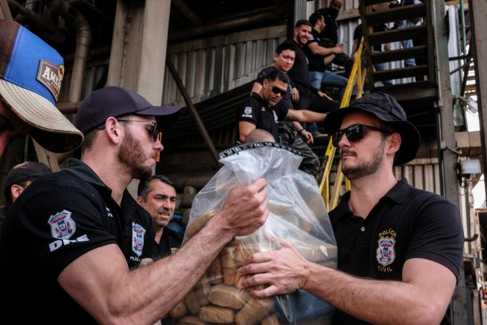 Combate ao tráfico tenta barrar caminho percorrido pela droga