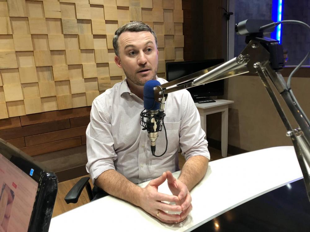 Deputado Xuxu Dal Molin comemora arquivamento de ação que pedia sua cassação por campanha 