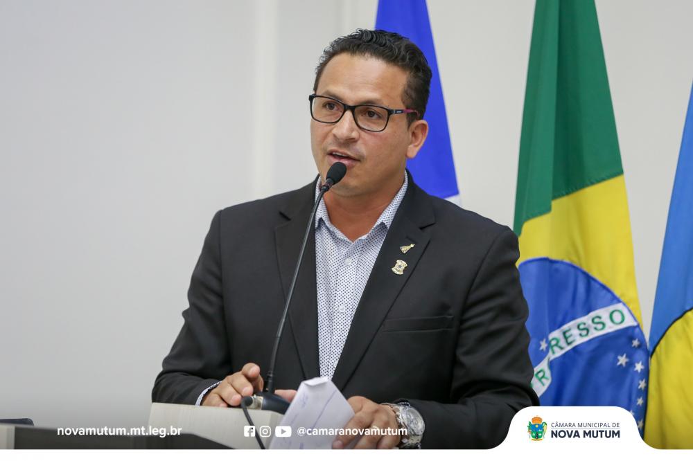 Vereador Romeu apresenta a necessidade de Nova Mutum providenciar mais dois caminhões pipas