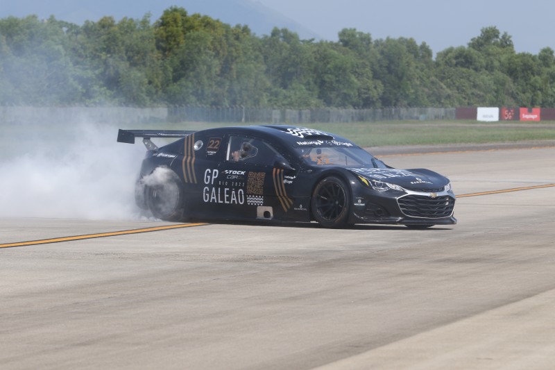 Aeroporto do Galeão vira circuito temporário da Stock Car