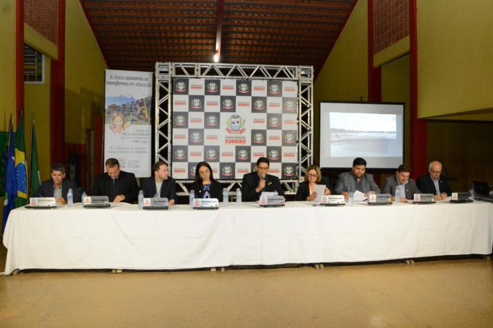 Entrega de honrarias marca sessão itinerante em Boa Esperança