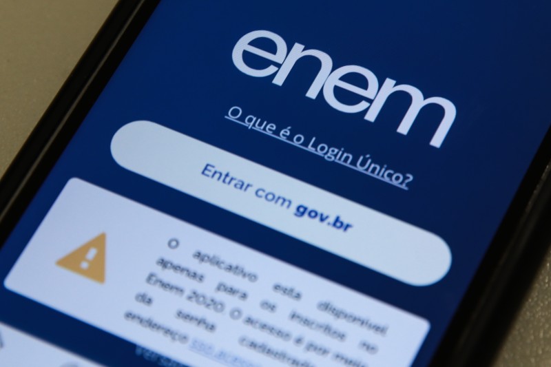 Termina hoje prazo para pedido de isenção de taxa do Enem