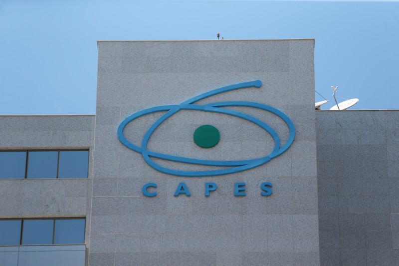 Capes seleciona projetos sobre impactos da pandemia