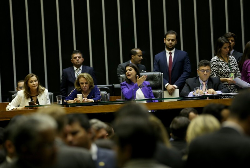 Evento do Projeto Conecta discute participação feminina na política
