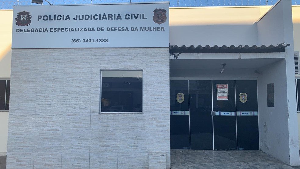 Homens são presos em MT suspeitos de extorquir jovem e ameaçar divulgar fotos íntimas dela na internet