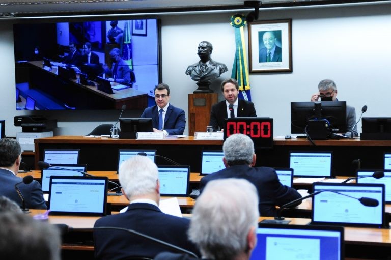Carlos França: posição do Brasil em relação à guerra na Ucrânia tem sido elogiada por diferentes países - (Foto: Billy Boss/Câmara dos Deputados)