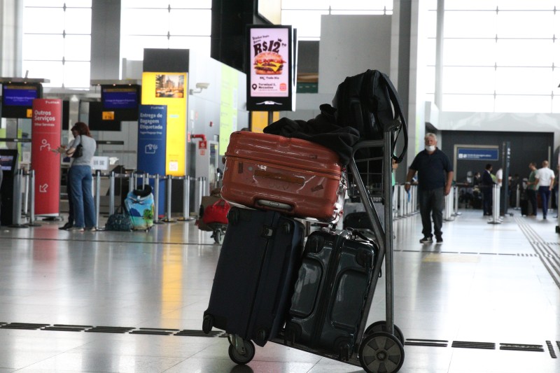 Câmara mantém gratuidade de bagagens; texto vai à sanção presidencial