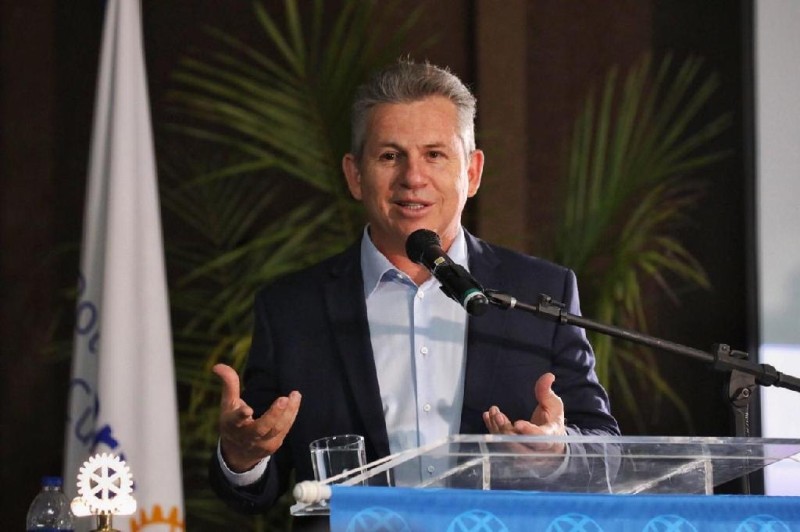 O governador Mauro Mendes
