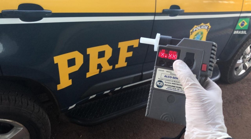 Motorista é detido pela PRF em Rondonópolis/MT, após tombar a carreta