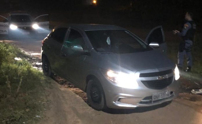 PM liberta vítima de roubo deixada trancada e amordaçada no banheiro em Barra do Bugres