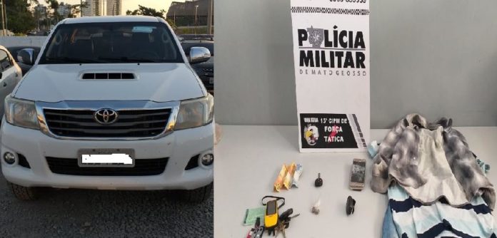 Três são presos em flagrante por receptação e caminhonete Hilux é recuperada