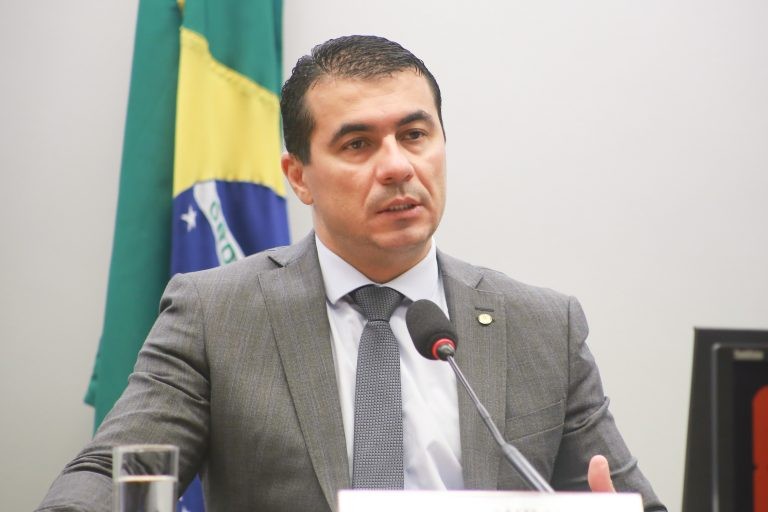 Deputado Luis Miranda, relator do projeto de lei - (Foto: Paulo Sergio/Câmara dos Deputados)