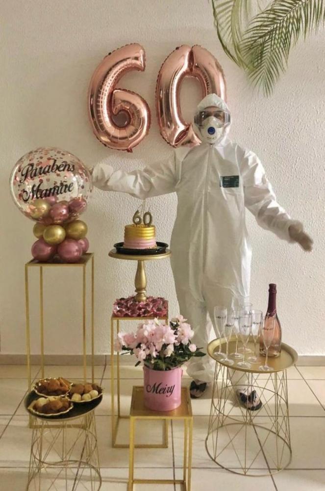 Mãe ganha festa surpresa com roupa especial e videoconferência para comemorar aniversário de 60 anos em MT