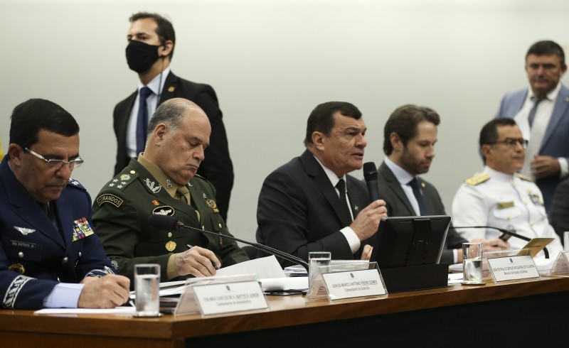 Ministro reforça necessidade de mais recursos para as Forças Armadas