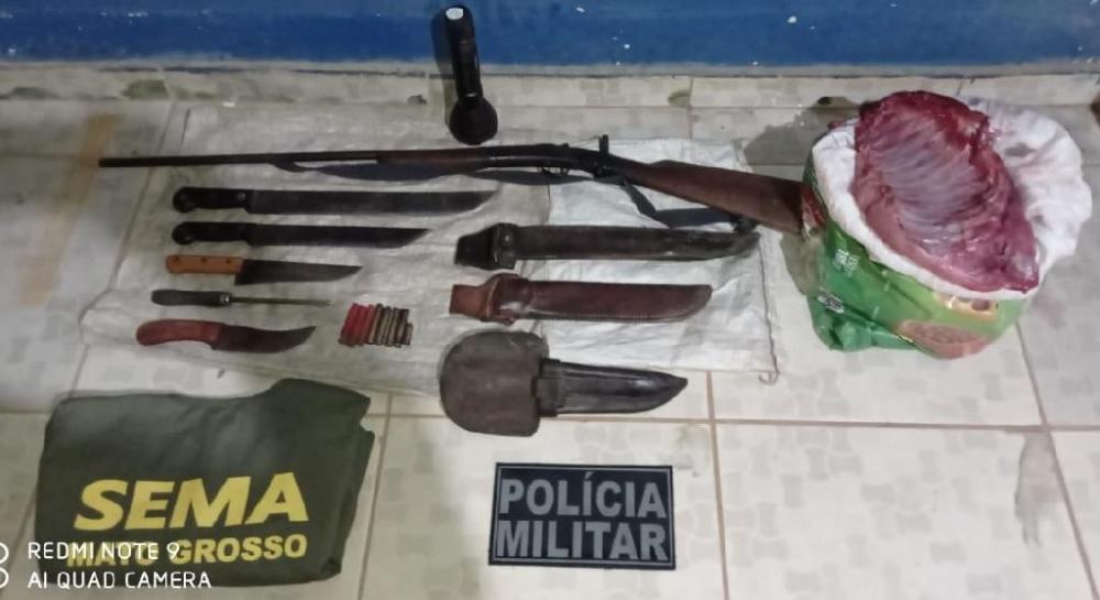 Trabalho integrado prende dupla com arma de fogo e carne de caça em Colniza