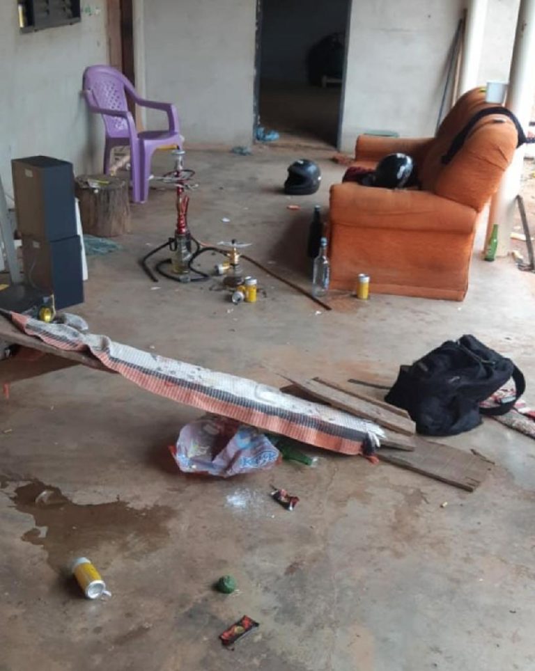 PM fecha festa clandestina e nove são conduzidos à delegacia