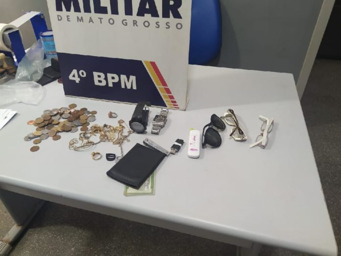 Policiais impedem furto a residência e dois homens são presos em VG