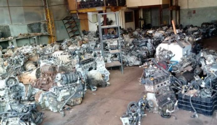 PM fecha sete desmanches clandestinos de veículos e prende seis pessoas em MT