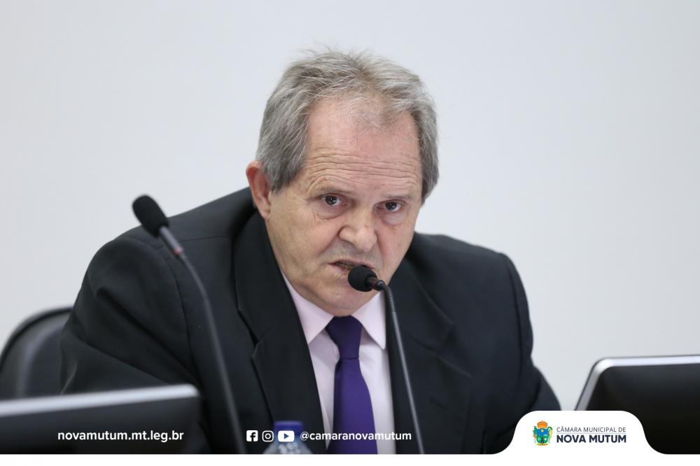 Isoton solicita aquisição de veículo para auxiliar na recuperação de estradas e terraplanagem