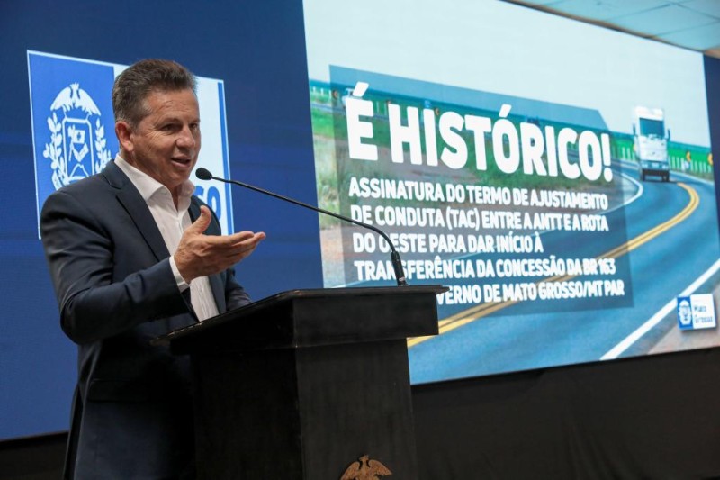 O governador Mauro Mendes