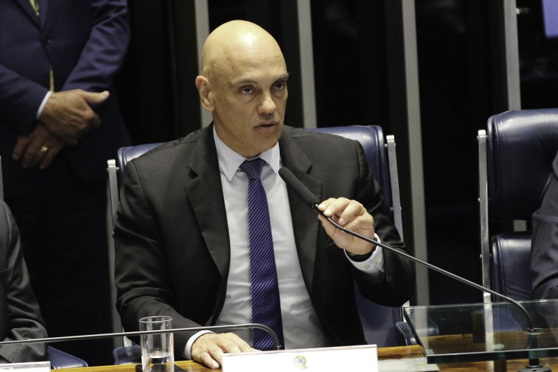 STF pede informações sobre veículos que participaram de bloqueios