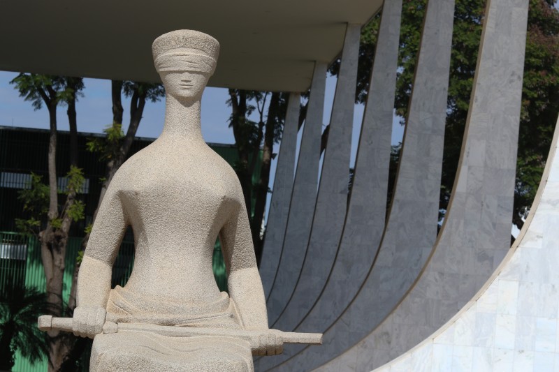 STF mantém cadeira do MP ao lado de juiz em sessões de julgamento