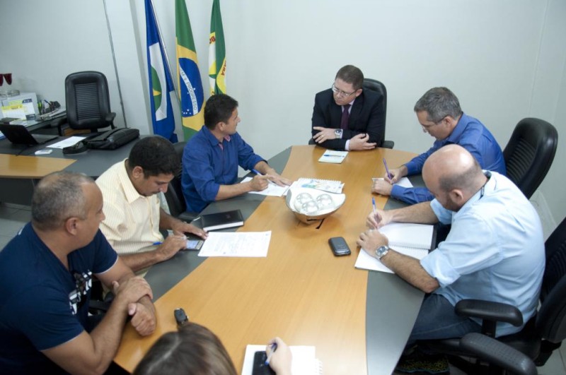 Sejudh informa servidores sobre cronograma de investimentos