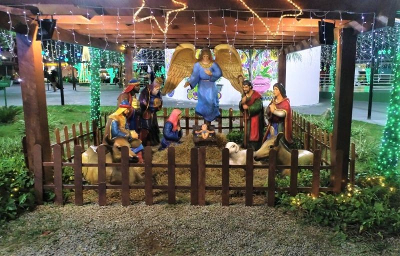 Sugestão de Pauta: Primeira-dama abre programação do ?Natal Luz Cuiabá? nesta quinta-feira (15), às 18h