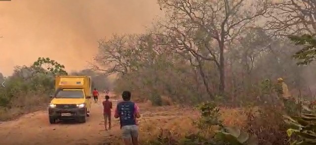 Incêndio obriga Funai retirar 45 indígenas às pressas de 4 aldeias em reserva em Mato Grosso