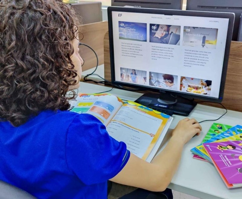 Seduc-MT garante vaga para todos os estudantes mas reforça prazo para matrícula