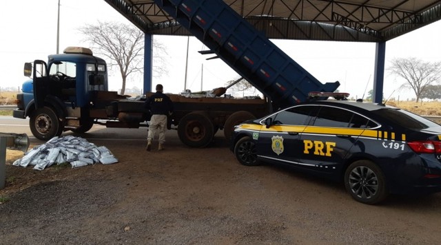 Motorista é preso com mais de 800 kg de agrotóxico contrabandeado em rodovia de MT