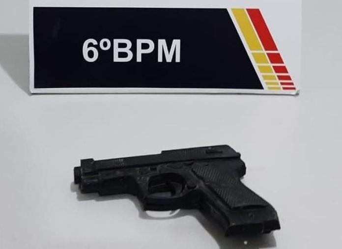 Homem é preso após roubar celular de casal em MT