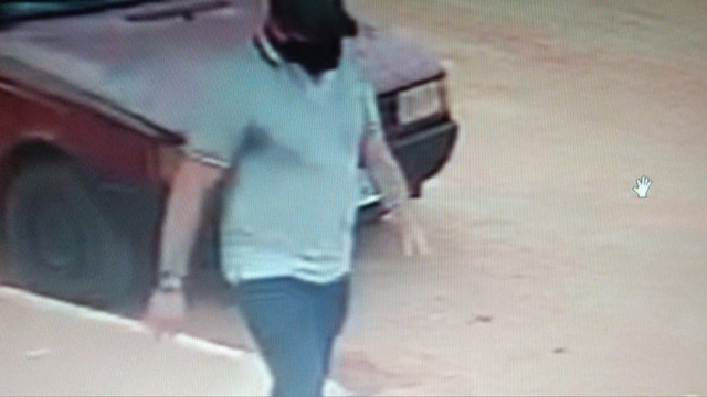 Ladrões furtam R$ 40 mil de caixa eletrônico de agência durante o dia em MT