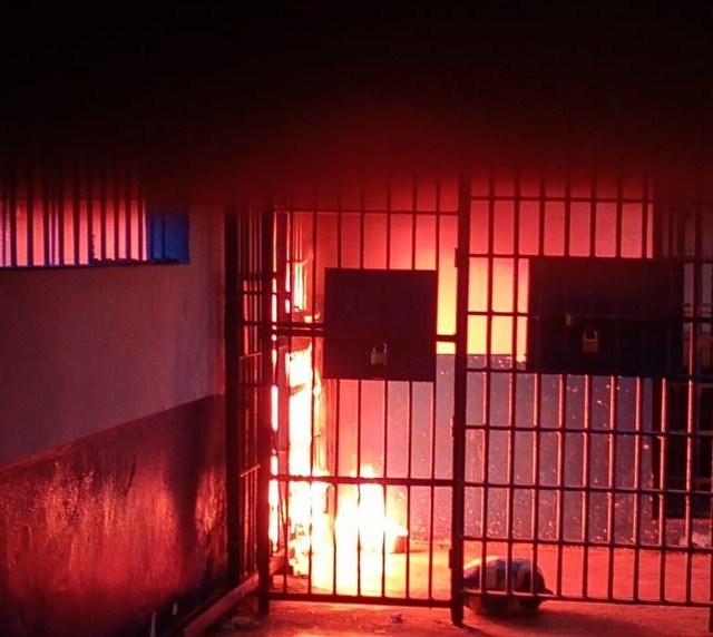 Adolescentes fazem motim em socioeducativo em Mato Grosso; Motivo água quente em bebedouro