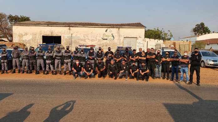 Seis pessoas são presas em flagrante em operação da Polícia Civil contra tráfico de drogas