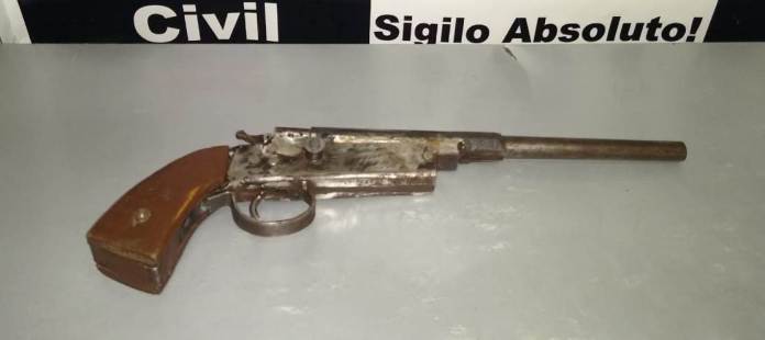 Homem de 35 anos ameaça a esposa e é preso com arma de fogo em cidade de MT