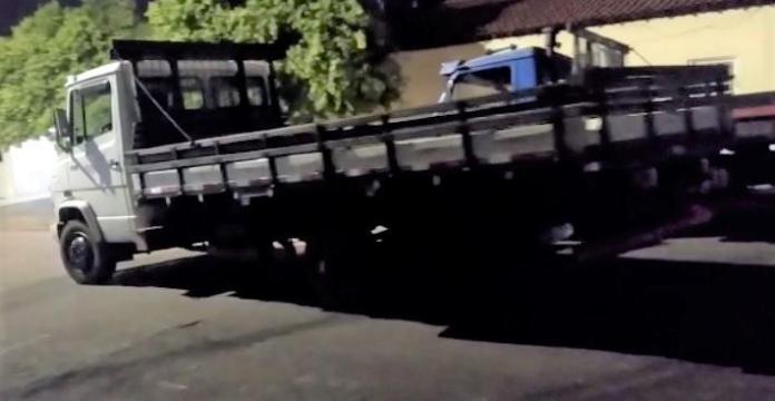 Homem é preso em Mato Grosso com dois caminhões roubados em Goiás