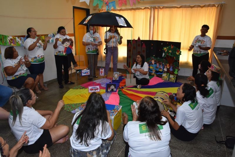 Professores de 1º, 2º e 3º ano do fundamental participarão do 'Dia D' de implantação da Rotina Universalizada nas escolas