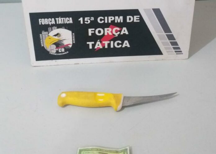 PM prende homem que esfaqueou vítima dentro de empresa frigorífica