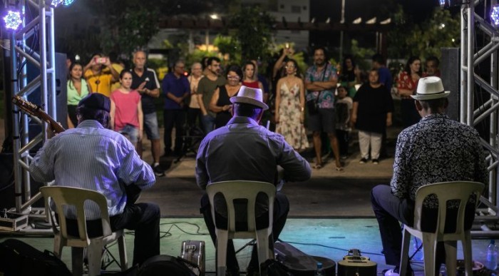 Praça do Jardim das Américas foi palco de apresentação musical no Dia Nacional do Chorinho