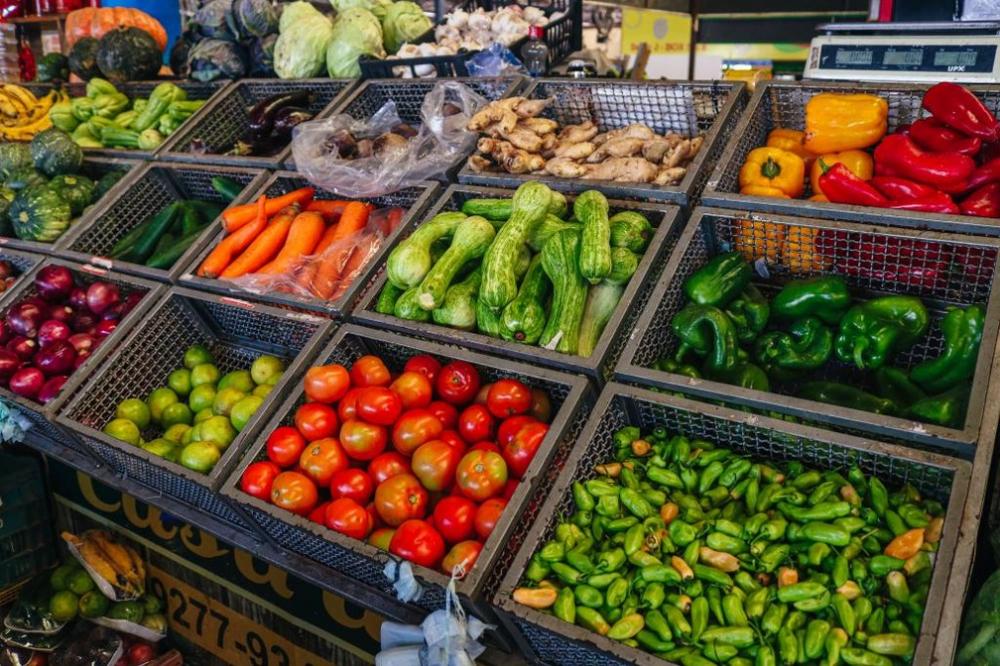 Alta nos preços de frutas e legumes durante a pandemia tem variação de até 200% em MT