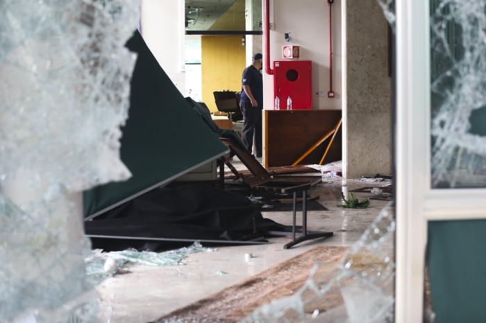 Lesa Pátria: PF quer identificar financiadores de atos golpistas