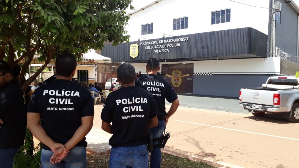 Homem suspeito de ameaçar adolescente para receber fotos íntimas é preso em MT