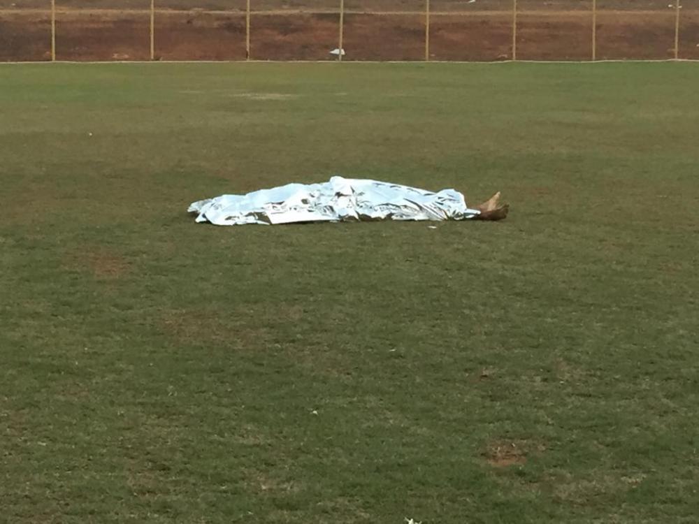 Homem é executado dentro de campo de futebol em Lucas do Rio Verde