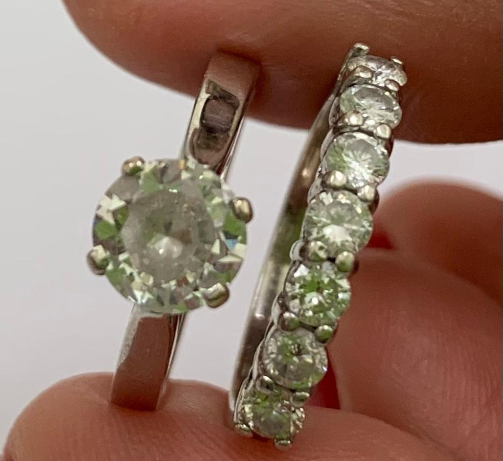 Anéis avaliados em R$ 33 mil são encontrados com personal trainer que já roubou mais de R$ 1 milhão em joias de alunas em Cuiabá