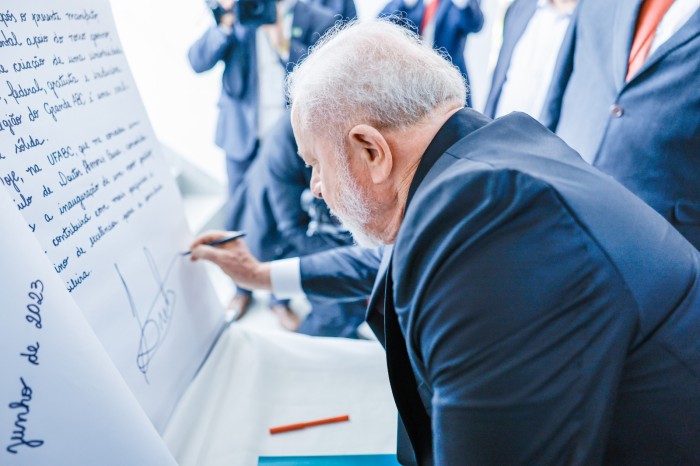 Lula: recursos para educação e saúde são investimento, não gasto