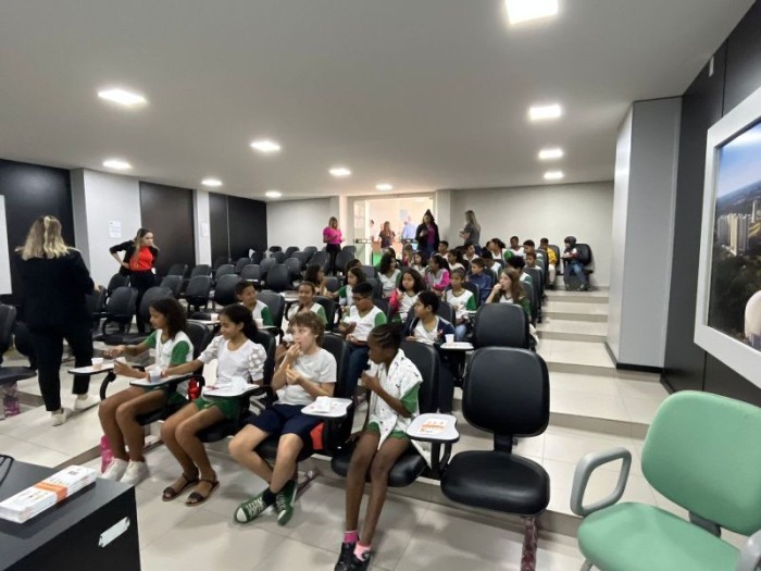 Estudantes da EMEBC Nova Esperança visitam nesta terça-feira o legislativo Municipal