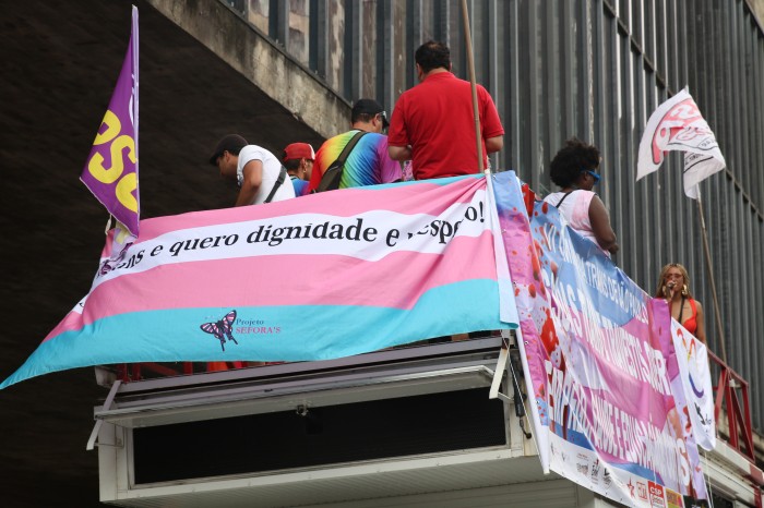 Marcha Trans ocupa ruas centrais de São Paulo e pede mais visibilidade